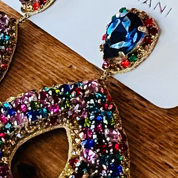 NWT Deepa Gurnani Luxe Beaded Crystal Chandeliers - Picture 5 of 16